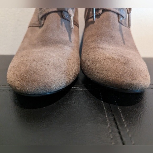 Ralph Lauren TAMIA Genuine Suede Taupe Tan Wedged Booties PORCINI Sport - Picture 10 of 11